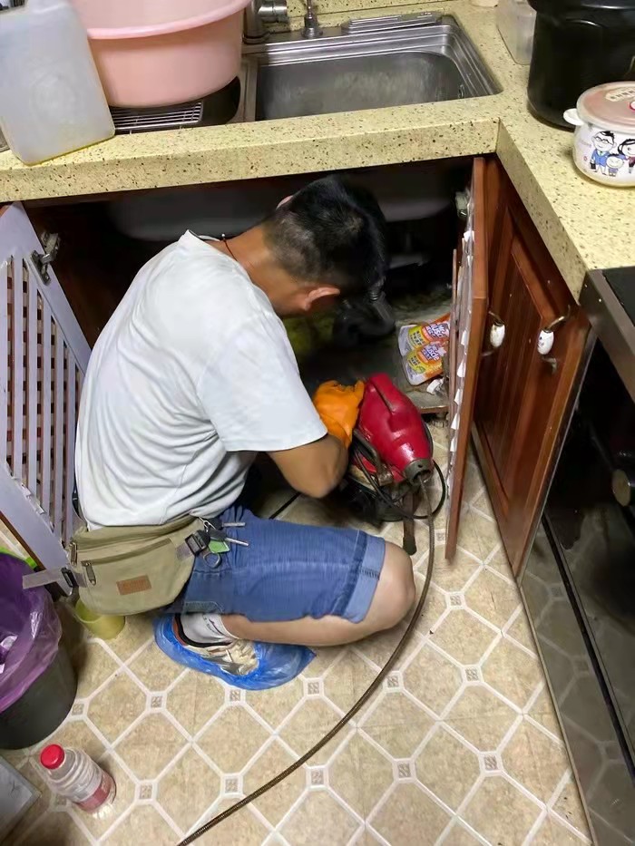万盛通下水道